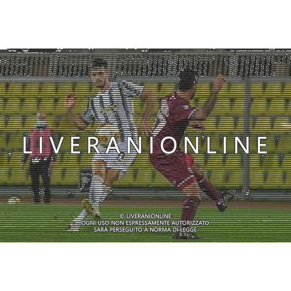 Livorno vs Juventus U23 - Campionato di Calcio Serie C - Lega Pro 2020/2021, 04 novembre 2020 Livorno, Italia Nella foto: Alejandro Jose Marques (Juventus U23) al tiro @LM/Fabio Fagiolini AG ALDO LIVERANI SAS