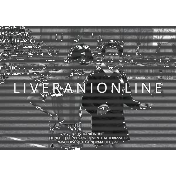 28-03-1982 CREMONA CAMPIONATO DI CALCIO SERIE B CREMONESE SAMPDORIA 1-2 NELLA FOTO ARBITRO TULLIO LANESE AG ALDO LIVERANI SAS