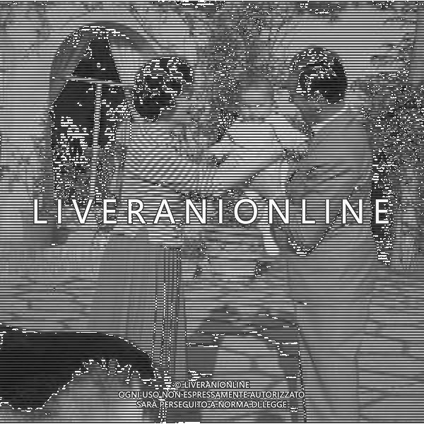 GINA LOLLOBRIGIDA ATTRICE ITALIANA - RETROSPETTIVA NELLA FOTO A ROMA NELLA SUA CASA CON IL MARITO E IL FIGLIO ANDREA MILKO SKOFIC JR NEL 1957 ©ARCHIVIO GIOVANNI LIVERANI / AG. ALDO LIVERANI SAS