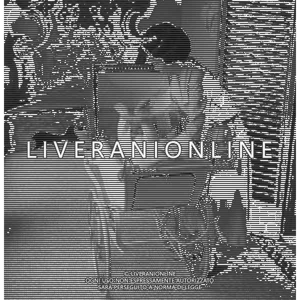 GINA LOLLOBRIGIDA ATTRICE ITALIANA - RETROSPETTIVA NELLA FOTO A ROMA NELLA SUA CASA CON IL FIGLIO ANDREA MILKO SKOFIC JR NEL 1957 ©ARCHIVIO GIOVANNI LIVERANI / AG. ALDO LIVERANI SAS