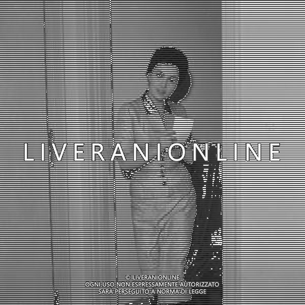 GINA LOLLOBRIGIDA ATTRICE ITALIANA - RETROSPETTIVA NELLA FOTO A ROMA MENTRE VA A VOTARE - ANNI \'50 ©ARCHIVIO GIOVANNI LIVERANI / AG. ALDO LIVERANI SAS