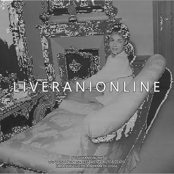 GINA LOLLOBRIGIDA ATTRICE ITALIANA - RETROSPETTIVA NELLA FOTO A ROMA NELLA SUA CASA - ANNI \'50 ©ARCHIVIO GIOVANNI LIVERANI / AG. ALDO LIVERANI SAS