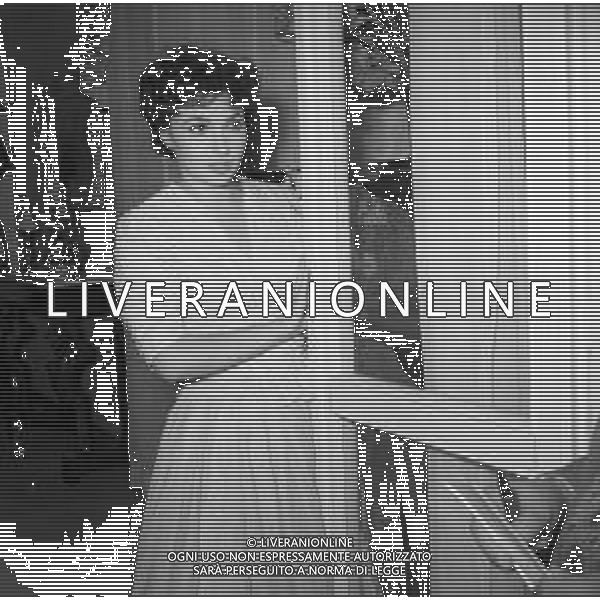 GINA LOLLOBRIGIDA ATTRICE ITALIANA - RETROSPETTIVA NELLA FOTO A ROMA NELLA SUA CASA - ANNI \'50 ©ARCHIVIO GIOVANNI LIVERANI / AG. ALDO LIVERANI SAS
