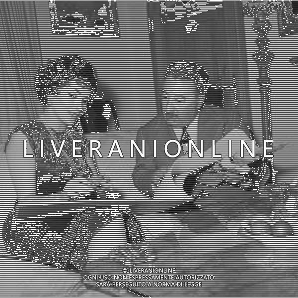 GINA LOLLOBRIGIDA ATTRICE ITALIANA - RETROSPETTIVA NELLA FOTO A ROMA NELLA SUA CASA - ANNI \'60 ©ARCHIVIO GIOVANNI LIVERANI / AG. ALDO LIVERANI SAS