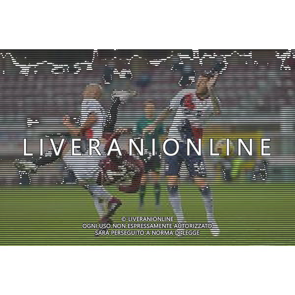 Torino 08.11.2020 Stadio Olimpico Grande Torino ©Alessandro Falzone/Agenzia Aldo Liverani Torino vs Crotone Serie A Tim 2020-2021 Nella foto : ROVESCIATA DI FEDERICO BONAZZOLI ©Falzone / Agenzia Aldo Liverani Sas