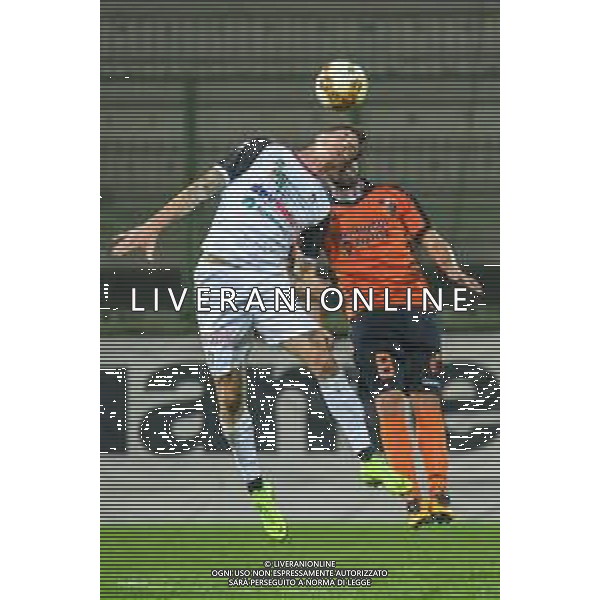 Pistoiese vs Pontedera - Campionato di Calcio Serie C - Lega Pro 2020/2021, 08 novembre 2020 Pistoia, Italia Nella foto: Andrea Magrassi (Pontedera) anticipa di testa Emanuele Spinozzi (Pistoiese) @LM/Fabio Fagiolini AG ALDO LIVERANI SAS