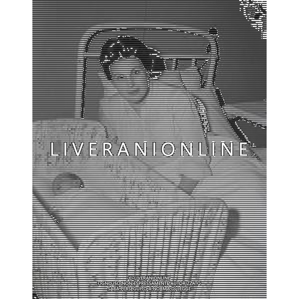RETROSPETTIVA SILVANA MANGANO ATTRICE NELLA FOTO SILVANA MANGANO IN OSPEDALE PER LA NASCITA DEL PRIMO FIGLIO CON IL MARITO DINO DE LAURENTIIS AG ALDO LIVERANI SAS