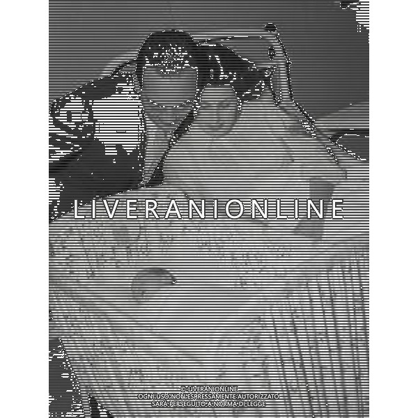 RETROSPETTIVA SILVANA MANGANO ATTRICE NELLA FOTO SILVANA MANGANO IN OSPEDALE PER LA NASCITA DEL PRIMO FIGLIO CON IL MARITO DINO DE LAURENTIIS AG ALDO LIVERANI SAS