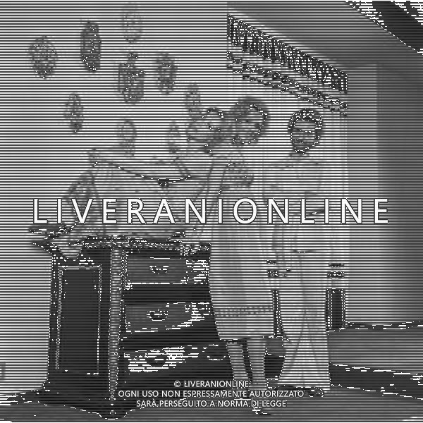 Le sorelle GEMELLE ALICE ed ELLEN KESSLER - RETROSPETTIVA Nella Foto a Milano nel febbraio del 1971 con Sandro Massimini ©Archivio Giovanni Liverani / AGENZIA ALDO LIVERANI SAS