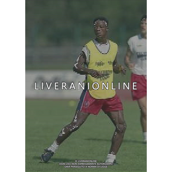 24-07-1998 ALLENAMENTO CAGLIARI CALCIO NELLA FOTO MOHAMED KALLON AG ALDO LIVERANI SAS