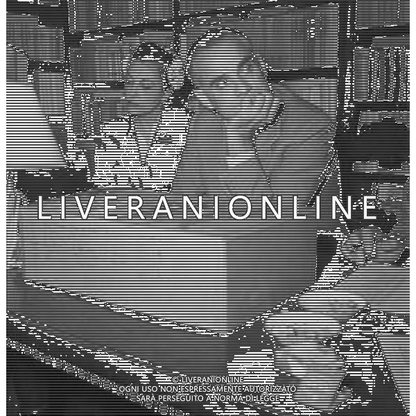 ALBERTO MORAVIA SCRITTORE ITALIANO - RETROSPETTIVA NELLA FOTO NEL 1951 AL PREMIO STREGA ©Archivio Giovanni Liverani / AG. ALDO LIVERANI SAS