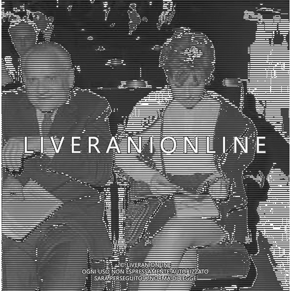 ALBERTO MORAVIA SCRITTORE ITALIANO - RETROSPETTIVA NELLA FOTO NEL 1968 CON DACIA MARAINI ©Archivio Giovanni Liverani / AG. ALDO LIVERANI SAS