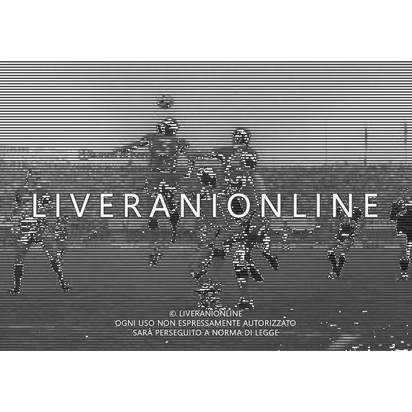 16-10-1983 BERGAMO CAMPIONATO DI CALCIO SERIE B ATALANTA AREZZO 1-1 NELLA FOTO AZIONE DI GIOCO AG ALDO LIVERANI SAS