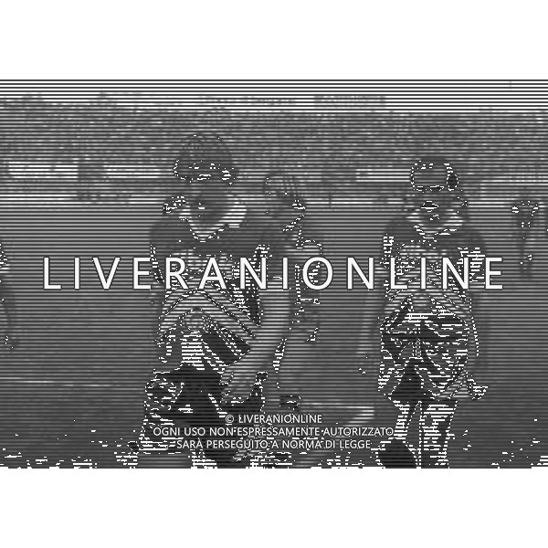 16-10-1983 BERGAMO CAMPIONATO DI CALCIO SERIE B ATALANTA AREZZO 1-1 NELLA FOTO ANDREA MANGONI E NERI DOMENICO AG ALDO LIVERANI SAS