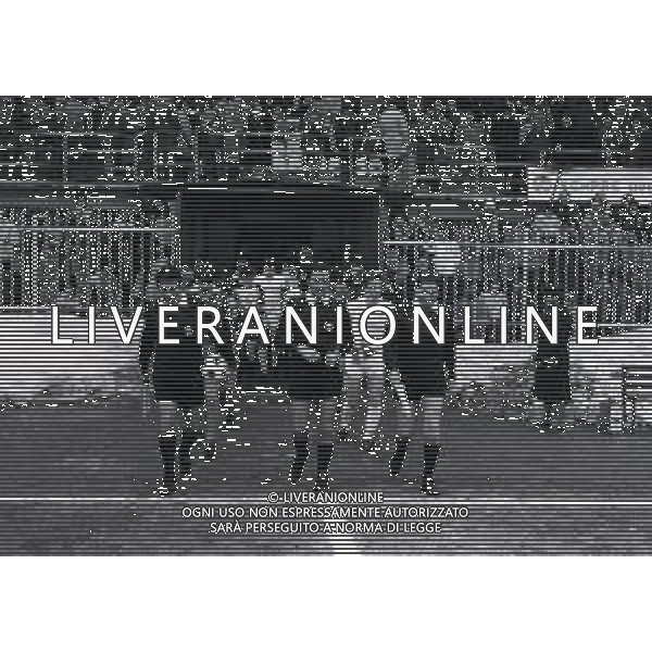22-01-1984 CREMONA CAMPIONATO DI CALCIO SERIE B CREMONESE PERUGIA 3-1 NELLA FOTO ARBITRO PIETRO D\'ELIA AG ALDO LIVERANI SAS