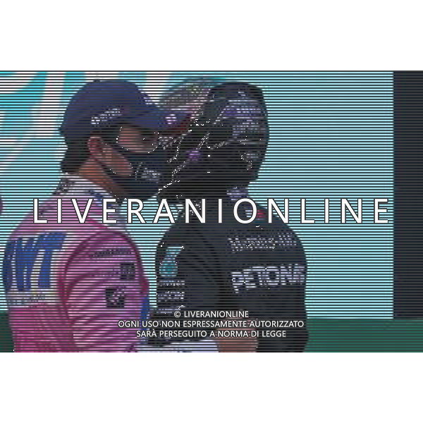(L to R): Sergio Perez (MEX) Racing Point F1 Team and Lewis Hamilton (GBR) Mercedes AMG F1 in qualifying parc ferme. 14.11.2020. Formula 1 World Championship, Rd 14, Turkish Grand Prix, Istanbul, Turkey, Qualifying Day. - www.xpbimages.com, EMail: requests@xpbimages.com © Copyright: Batchelor / XPB Images/AGENZIA ALDO LIVERANI SAS - ITALY ONLY EDITORIAL USE ONLY