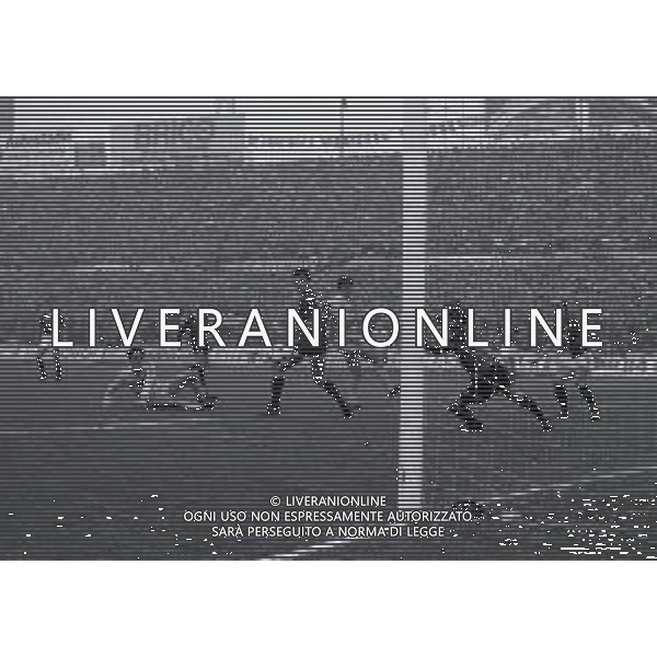 25-11-1984 TORINO CAMPIONATO DI CALCIO SERIE A TORINO VERONA 1-2 NELLA FOTO GOAL LUCIANO MARANGON AG ALDO LIVERANI SAS