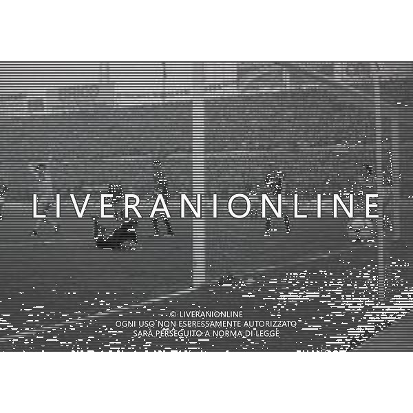 25-11-1984 TORINO CAMPIONATO DI CALCIO SERIE A TORINO VERONA 1-2 NELLA FOTO GOAL LUCIANO MARANGON AG ALDO LIVERANI SAS