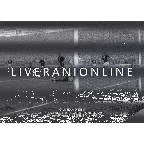25-11-1984 TORINO CAMPIONATO DI CALCIO SERIE A TORINO VERONA 1-2 NELLA FOTO GOAL LUCIANO MARANGON AG ALDO LIVERANI SAS