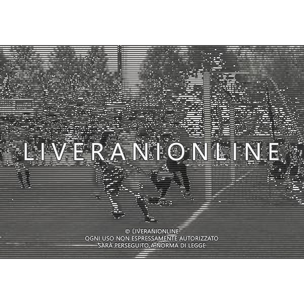 03-06-1984 MONZA CAMPIONATO DI CALCIO SERIE B MONZA CAGLIARI 3-3 NELLA FOTO DOPO GOAL LORENZO MARRONARO AG ALDO LIVERANI SAS