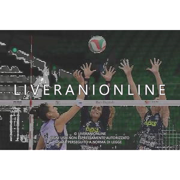 Il Bisonte Firenze vs VBC Epiu Casalmaggiore - Volleyball Italian Serie A1 Women match 2020/2021, 14 November 2020 Mandela Forum, florence, Italy Photo showing: Anastasia Guerra (Il Bisonte Firenze) spike vs Casalmaggiore block @LM/Filippo Tomasi AG ALDO LIVERANI SAS