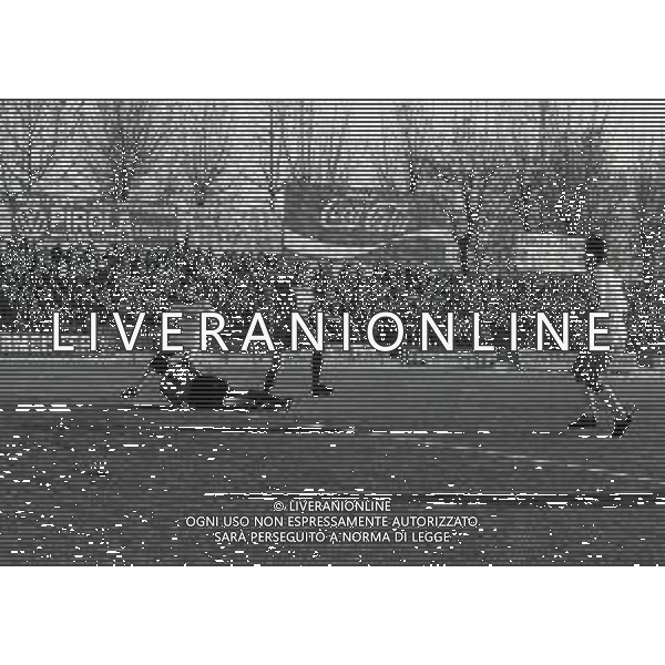 15-12-1985 MONZA CAMPIONATO DI CALCIO SERIE B MONZA CREMONESE 1-1 NELLA FOTO PARATA MICHELANGELO RAMPULLA AG ALDO LIVERANI SAS
