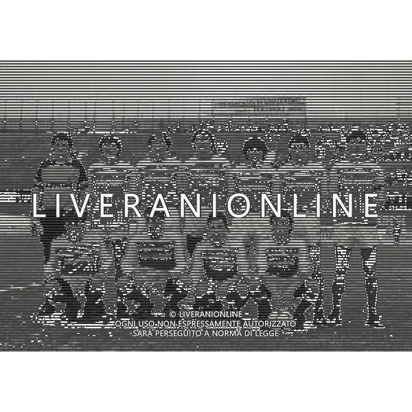 13-01-1985 VARESE CAMPIONATO DI CALCIO SERIE B VARESE PARMA 2-0 NELLA FOTO FORMAZIONE VARESE CALCIO 1984-1985 AG ALDO LIVERANI SAS