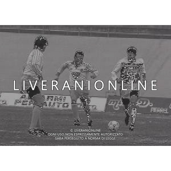 13-01-1985 VARESE CAMPIONATO DI CALCIO SERIE B VARESE PARMA 2-0 NELLA FOTO MASSIMO FILARDI E OSCAR DAMIANI AG ALDO LIVERANI SAS