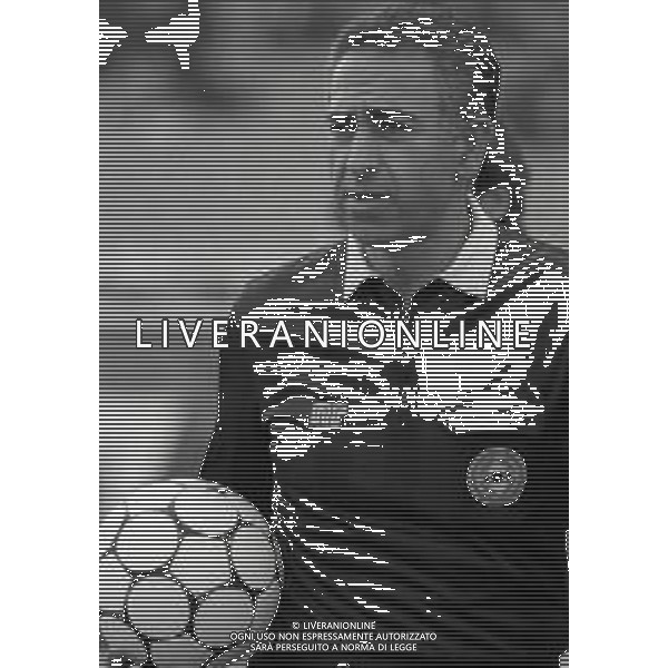 12-03-1989 UDINE CAMPIONATO DI CALCIO SERIE B UDINESE CREMONESE 1-1 NELLA FOTO ARBITRO ROMEO PAPARESTA AG ALDO LIVERANI SAS