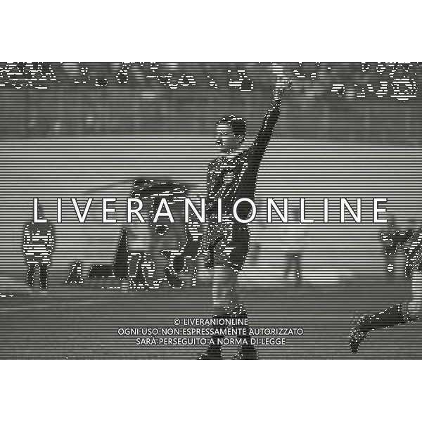 23-12-1984 VARESE CAMPIONATO DI CALCIO SERIE B VARESE SAMBENEDETTESE 1-1 NELLA FOTO ARBITRO FRANCO BRUSCHINI AG ALDO LIVERANI SAS