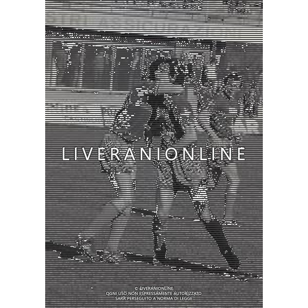 14-04-1985 VARESE CAMPIONATO DI CALCIO SERIE B VARESE TRIESTINA 1-1 NELLA FOTO ABBRACCI DOPO IL GOAL DI FRANCESCO ROMANO AG ALDO LIVERANI SAS
