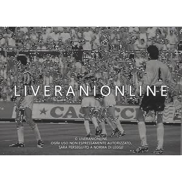 18-06-1989 MILANO CAMPIONATO DI CALCIO SERIE A MILAN ASCOLI 5-1 NELLA FOTO ABBRACCI GIOCATORI MILAN AG ALDO LIVERANI SAS