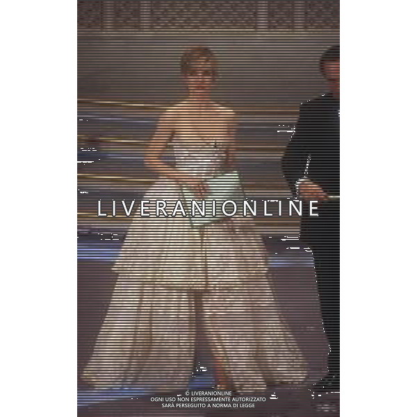 LORELLA CUCCARINI, ballerina e conduttrice italiana. Nella foto al 43mo Festival di Sanremo Febbraio 1993 ©Archivio/AGENZIA ALDO LIVERANI SAS