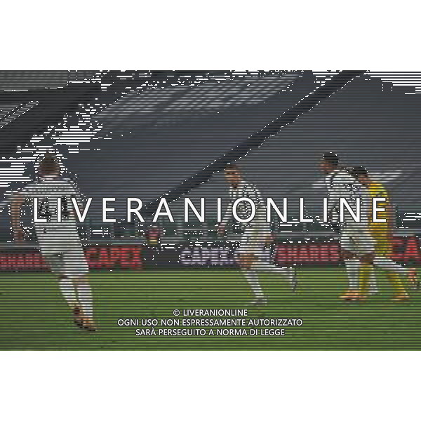 ©Falzone/Agenzia Aldo Liverani Torino 21.11.2020 Stadio Allianz Stadium Juventus vs Cagliari Stagione Sportiva Serie A Tim 2020-2021 Nella foto : ESULTANZA PRIMO GOL DI CRISTIANO RONALDO ©Falzone / AGENZIA ALDO LIVERANI SAS