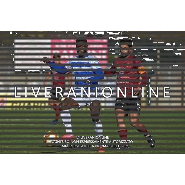 Pontedera vs Pro Patria - Campionato di Calcio Serie C - Lega Pro 2020/2021, 22 novembre 2020 Stadio Comunale &#34;Ettore Mannucci&#34;, Pontedera (PI), Italia Nella foto: Emmanuel Latte Lath (Pro Patria) e Andrea Caponi (Pontedera) @LM/Fabio Fagiolini AG ALDO LIVERANI SAS