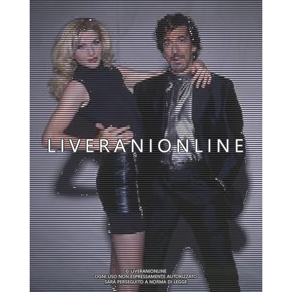 LORELLA CUCCARINI, ballerina e conduttrice italiana. Nella foto PRESENTAZIONE DI PAPERISSIMA 1999 CON MARCO COLUMBRO ©ARCHIVIO/AGENZIA ALDO LIVERANI SAS