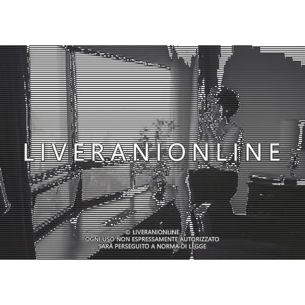 RETROSPETTIVA ORNELLA VANONI CANTANTE NELLA FOTO ORNELLA VANONI A NEW YORK NELL\'ANNO 1963 AG ALDO LIVERANI SAS