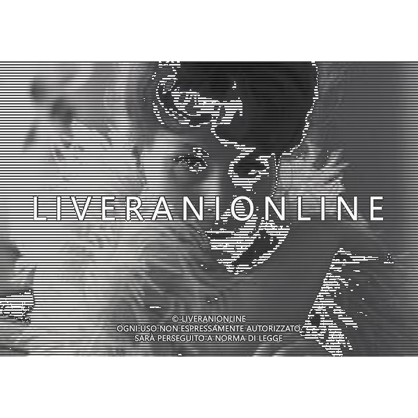 RETROSPETTIVA ORNELLA VANONI CANTANTE NELLA FOTO ORNELLA VANONI A NEW YORK NELL\'ANNO 1963 AG ALDO LIVERANI SAS