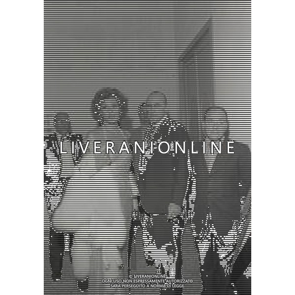 RETROSPETTIVA ORNELLA VANONI CANTANTE NELLA FOTO ORNELLA VANONI NELL\'ANNO 1974 AL FESTIVAL DI SANREMO  AG ALDO LIVERANI SAS