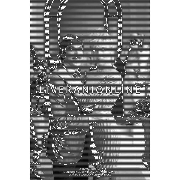 LORELLA CUCCARINI, ballerina e conduttrice italiana. Nella foto nel 1991 con Marco Columbro ©ARCHIVIO/AGENZIA ALDO LIVERANI SAS