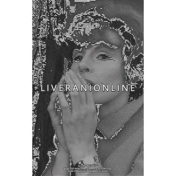 RETROSPETTIVA ORNELLA VANONI CANTANTE NELLA FOTO ORNELLA VANONI A ROMA NELL\'ANNO 1966 AG ALDO LIVERANI SAS