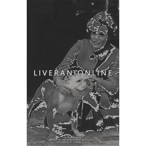 RETROSPETTIVA ORNELLA VANONI CANTANTE NELLA FOTO ORNELLA VANONI A ROMA NELL\'ANNO 1966 AG ALDO LIVERANI SAS