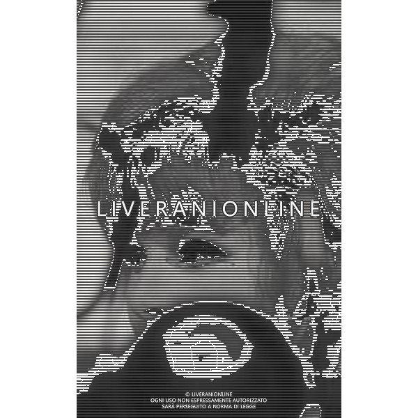 RETROSPETTIVA ORNELLA VANONI CANTANTE NELLA FOTO ORNELLA VANONI A ROMA NELL\'ANNO 1966 AG ALDO LIVERANI SAS