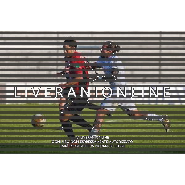 Lucchese vs Albinoleffe - Campionato di Calcio Serie C - Lega Pro 2020/2021, 25 novembre 2020 Lucca, Italia Nella foto: Giovanni Sbrissa (Lucchese) inseguito da Carmine Giorgione (Albinoleffe) @LM/Fabio Fagiolini AG ALDO LIVERANI SAS