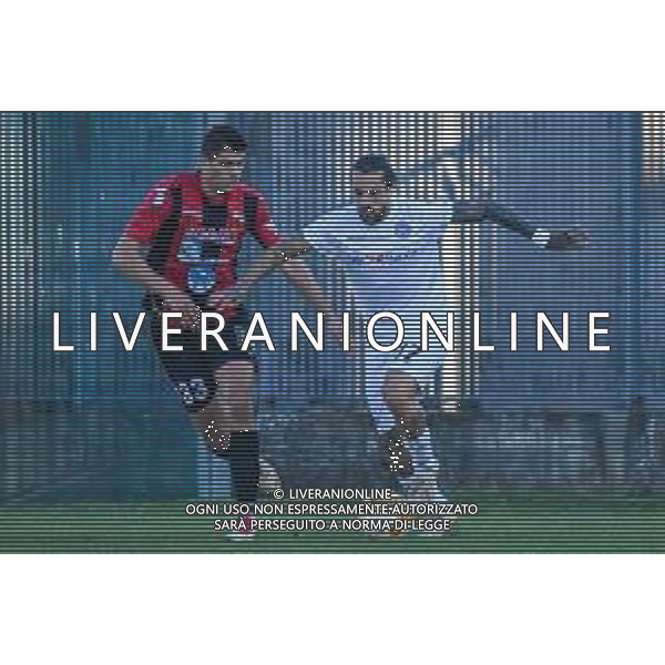 Lucchese vs Albinoleffe - Campionato di Calcio Serie C - Lega Pro 2020/2021, 25 novembre 2020 Lucca, Italia Nella foto: Carmine Giorgione (Albinoleffe) supera Luca Dumancic (Lucchese) @LM/Fabio Fagiolini AG ALDO LIVERANI SAS