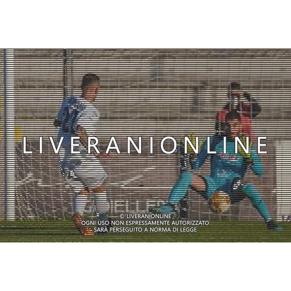 Lucchese vs Albinoleffe - Campionato di Calcio Serie C - Lega Pro 2020/2021, 25 novembre 2020 Lucca, Italia Nella foto: Jacopo Manconi (Albinoleffe) raddoppia @LM/Fabio Fagiolini AG ALDO LIVERANI SAS