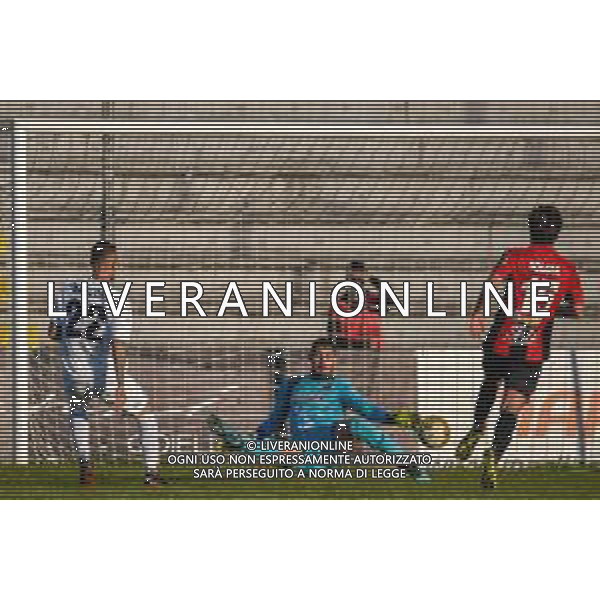 Lucchese vs Albinoleffe - Campionato di Calcio Serie C - Lega Pro 2020/2021, 25 novembre 2020 Lucca, Italia Nella foto: Jacopo Manconi (Albinoleffe) raddoppia @LM/Fabio Fagiolini AG ALDO LIVERANI SAS