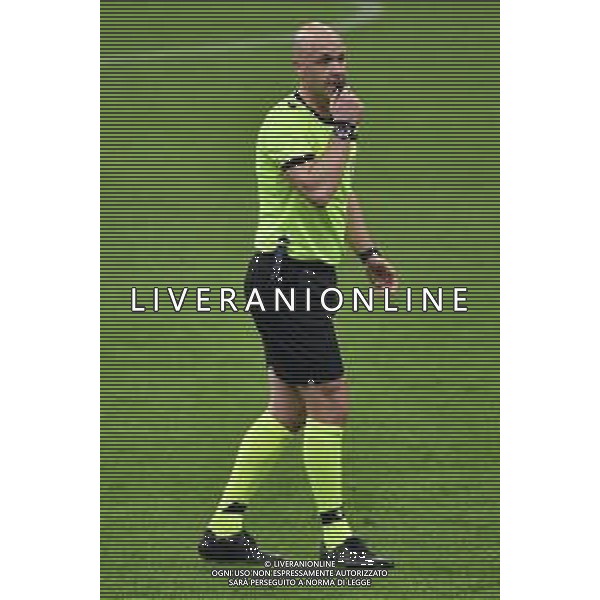 l‚Äôarbitro Anthony Taylor (ENG) Inter vs Real Madrid UEFA Champions League fase a gironi 4a giornata - gruppo B Milano 25-11-2020 Stadio Giuseppe Meazza - San Siro foto Roberto Garavaglia/ag.Aldo Liverani sas /AGENZIA ALDO LIVERANI SAS