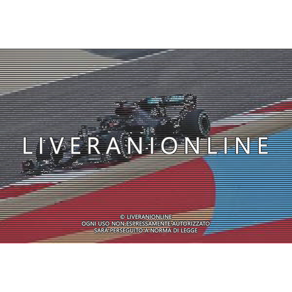 Lewis Hamilton (GBR) Mercedes AMG F1 W11. 27.11.2020. Formula 1 World Championship, Rd 15, Bahrain Grand Prix, Sakhir, Bahrain, Practice Day - www.xpbimages.com, EMail: requests@xpbimages.com © Copyright: Moy / XPB Images/AGENZIA ALDO LIVERANI SAS - ITALY ONLY EDITORIAL USE ONLY