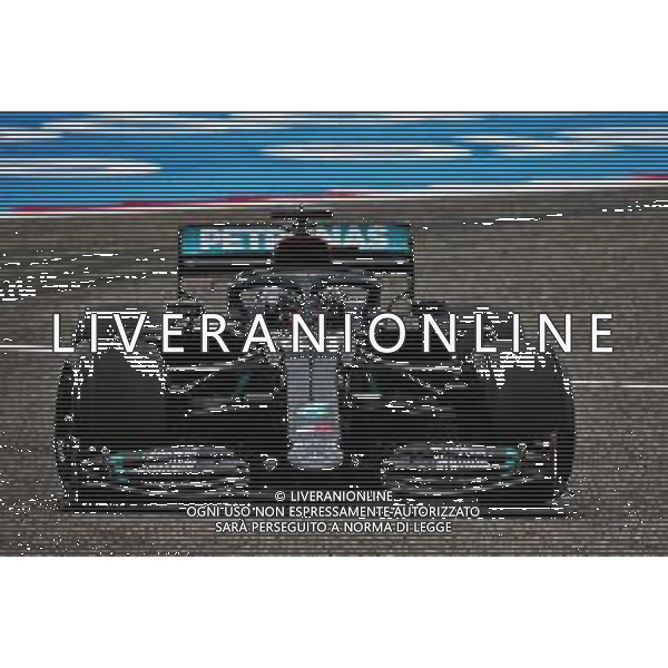 Lewis Hamilton (GBR) Mercedes AMG F1 W11. 27.11.2020. Formula 1 World Championship, Rd 15, Bahrain Grand Prix, Sakhir, Bahrain, Practice Day - www.xpbimages.com, EMail: requests@xpbimages.com © Copyright: Batchelor / XPB Images/AGENZIA ALDO LIVERANI SAS - ITALY ONLY EDITORIAL USE ONLY